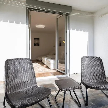 Sonnige Ferienwohnung In Mit Massageliege & Wlan & Parken Apartment Neckarsulm