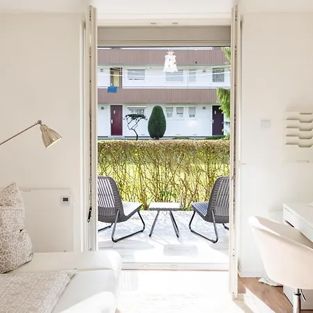 Daire Sonnige Ferienwohnung In Mit Massageliege & Wlan & Parken *