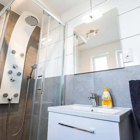 Sonnige Ferienwohnung In Mit Massageliege & Wlan & Parken * Neckarsulm