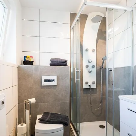 Sonnige Ferienwohnung In Mit Massageliege & Wlan & Parken *